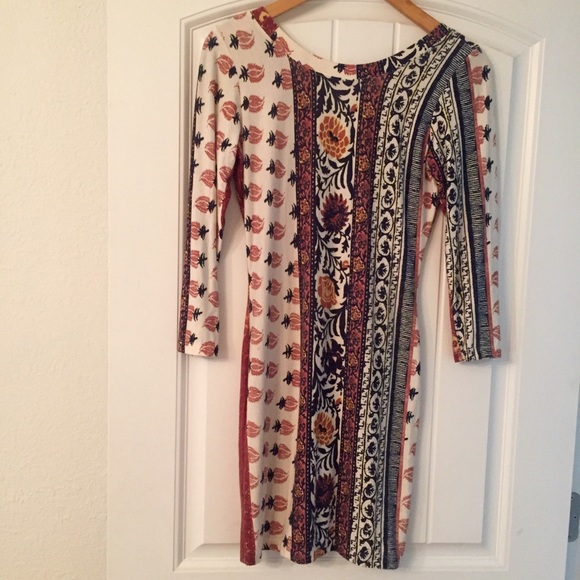 Novella Royale Hyperion minidress - Picture 2 of 5